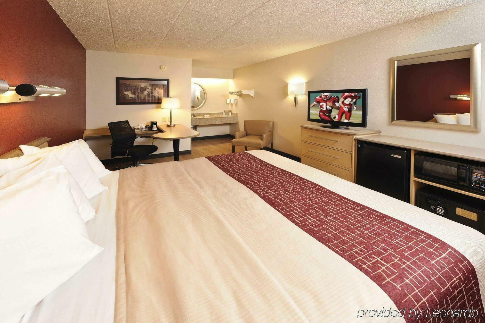 Red Roof Inn Cleveland - Independence Eksteriør billede